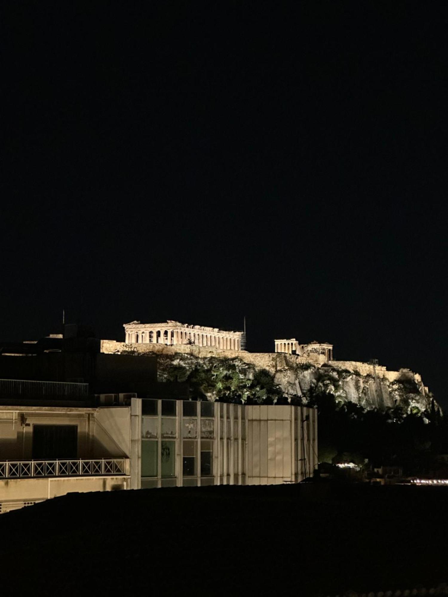 2 Bd Apt In Syntagma With Acropolis View Αθήνα Εξωτερικό φωτογραφία